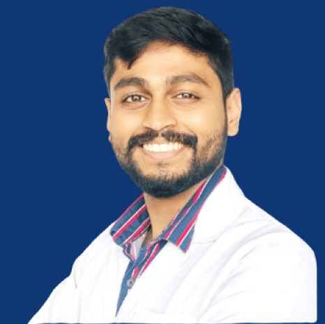 Orthodontic specialist Dr. Eshwar providing metal and ceramic braces in HRBR Layout